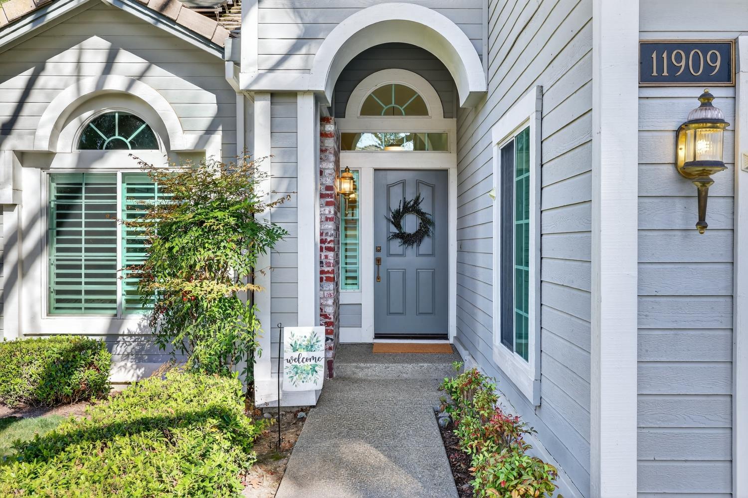 11909 Rising Sun Way Gold River, CA 95670 - Photo 5 of 69