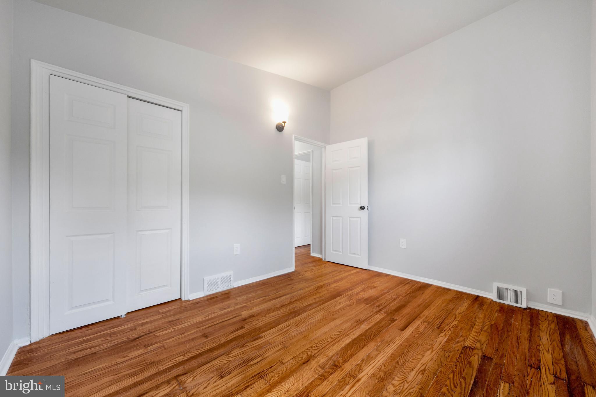 2620 Sperry Street Philadelphia, PA 19152 - Photo 9 of 19