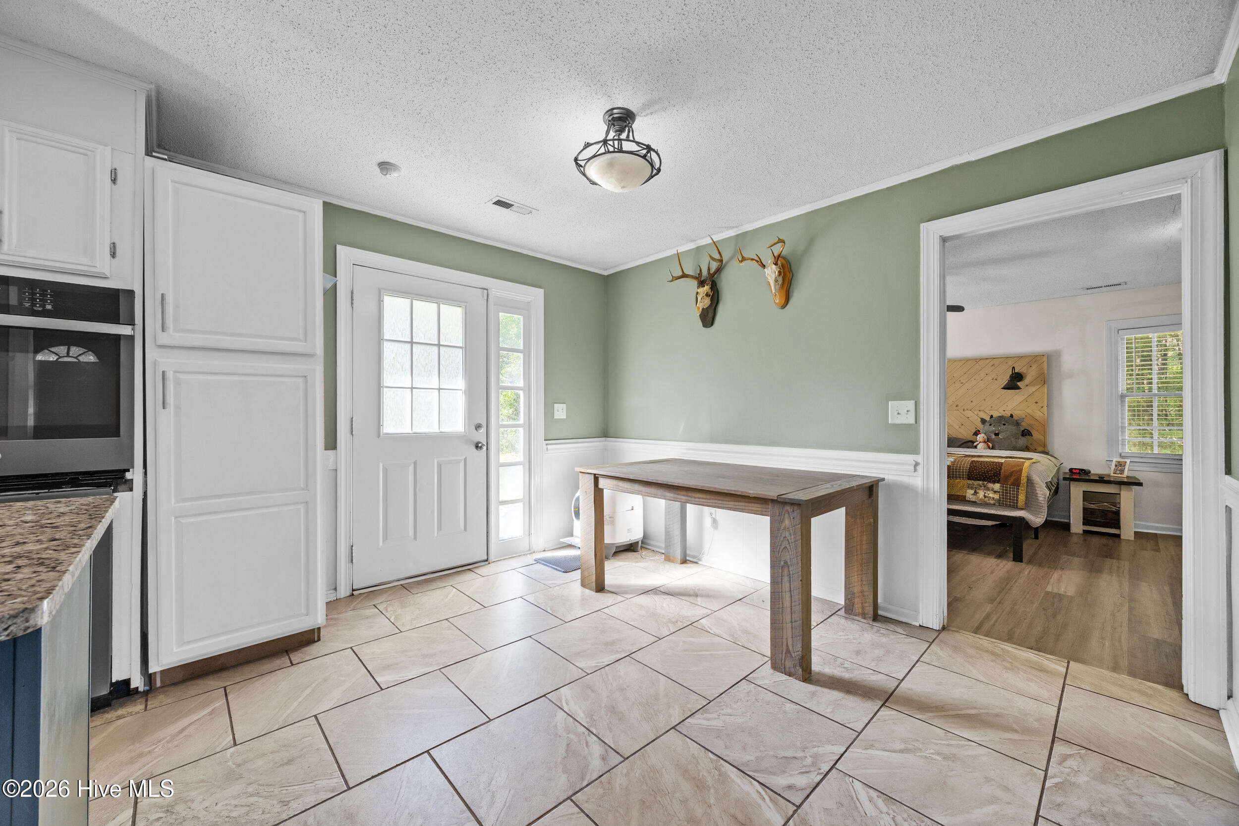 487 Fowler Manning Road Richlands, NC 28574 - Photo 9 of 35 14_dining area