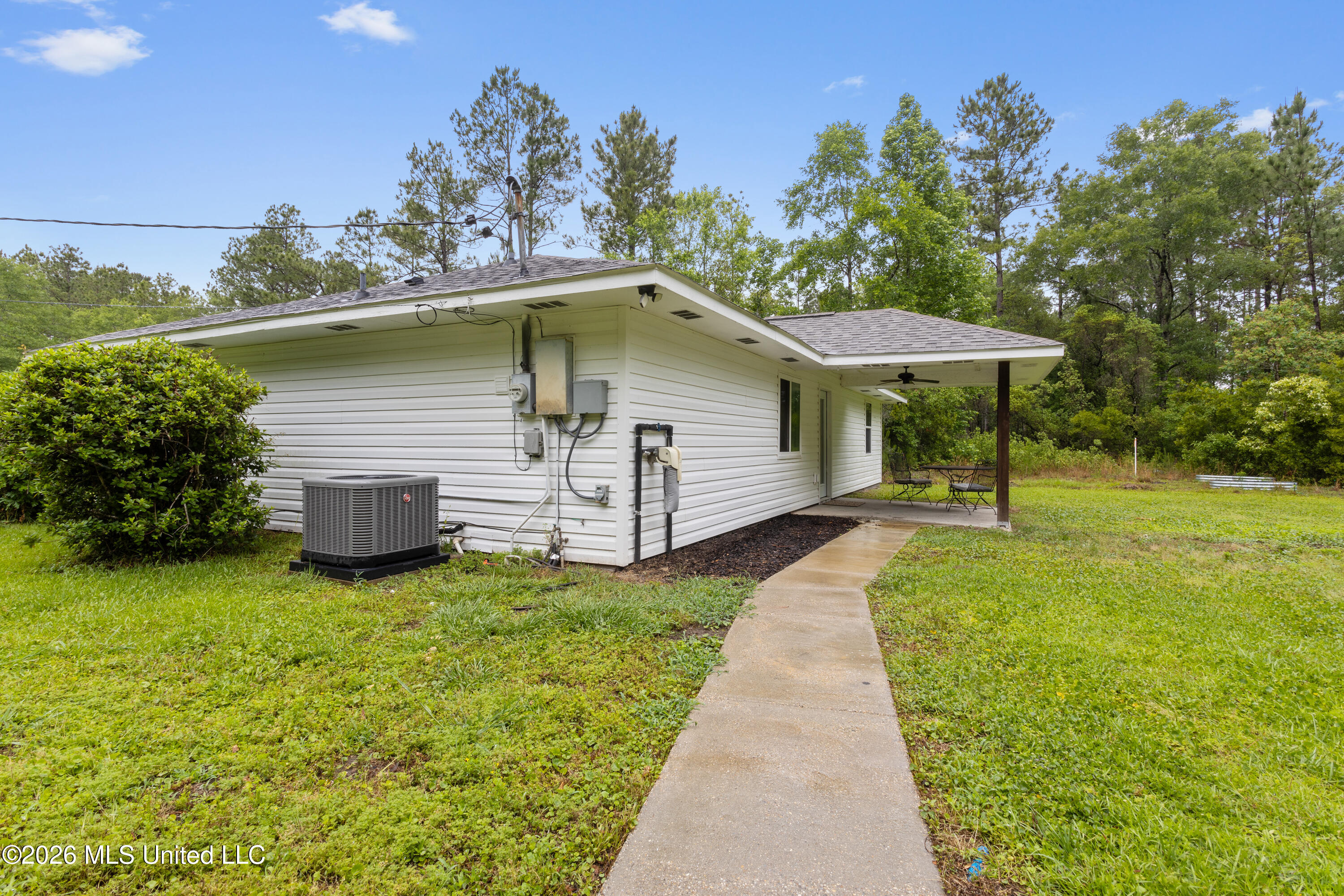 15380 Three Rivers Road Biloxi, MS 39532 - Photo 22 of 28 00022