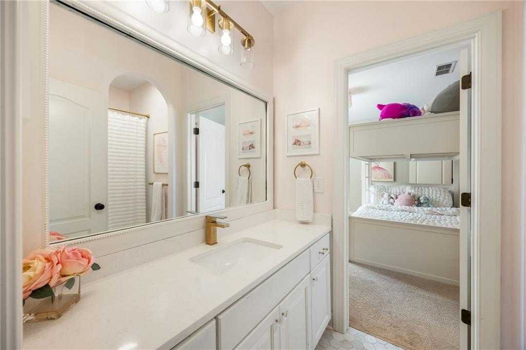 320 Valley Brook Way Atlanta, GA 30342 - Photo 26 of 38