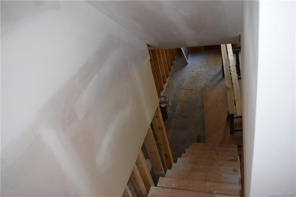 220 Turnpike Road Brevard, NC 28712 - Photo 8 of 21 Gallery Image 8