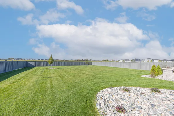 $949,900 | 6969 Golden Vly Parkway South, Fargo, ND 58104