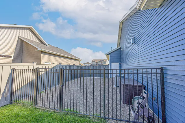 $949,900 | 6969 Golden Vly Parkway South, Fargo, ND 58104