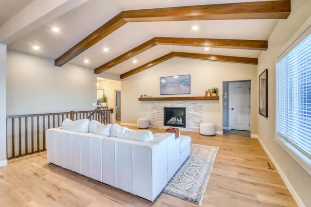 $949,900 | 6969 Golden Vly Parkway South, Fargo, ND 58104