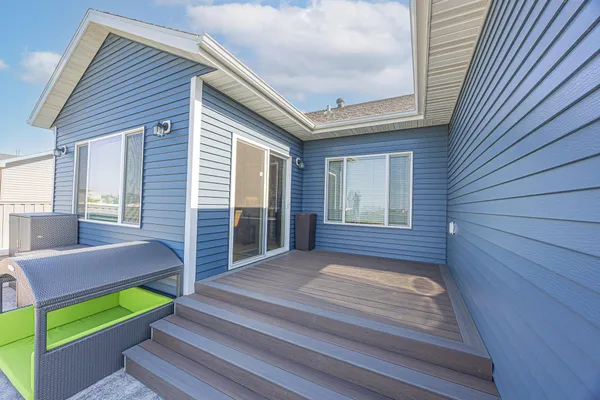 $949,900 | 6969 Golden Vly Parkway South, Fargo, ND 58104