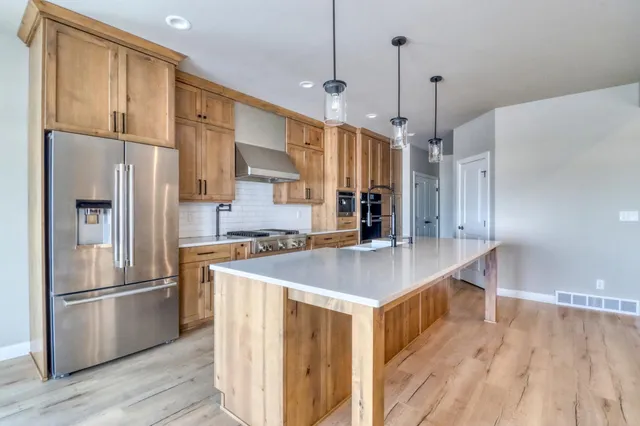 $949,900 | 6969 Golden Vly Parkway South, Fargo, ND 58104