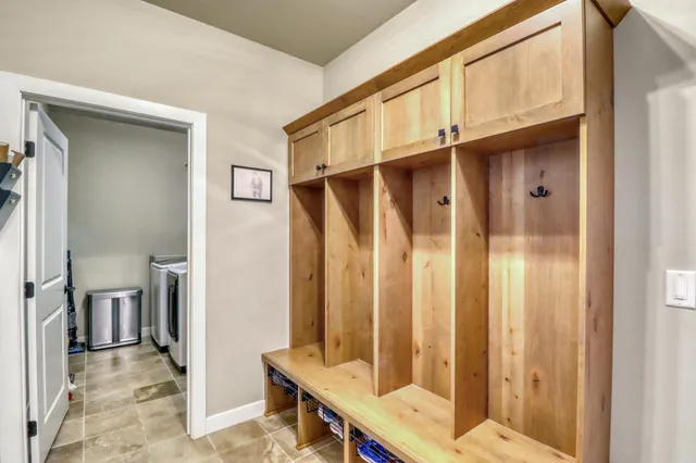 $949,900 | 6969 Golden Vly Parkway South, Fargo, ND 58104