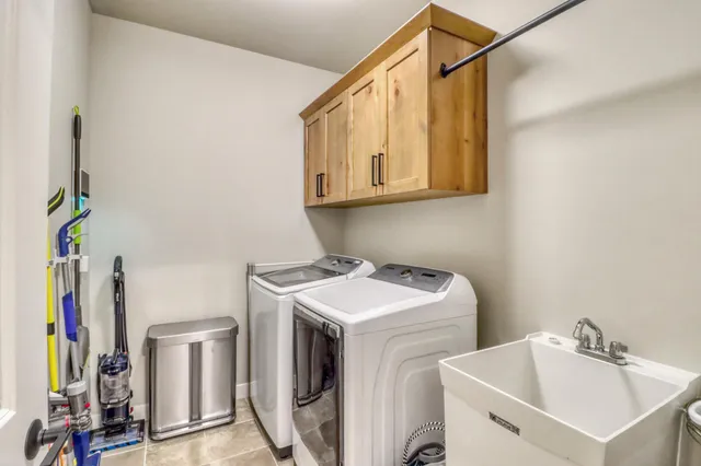 $949,900 | 6969 Golden Vly Parkway South, Fargo, ND 58104