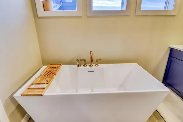 $949,900 | 6969 Golden Vly Parkway South, Fargo, ND 58104