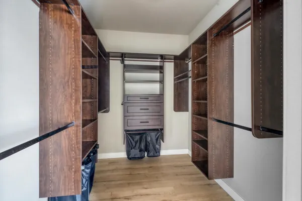 $949,900 | 6969 Golden Vly Parkway South, Fargo, ND 58104