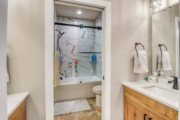 $949,900 | 6969 Golden Vly Parkway South, Fargo, ND 58104