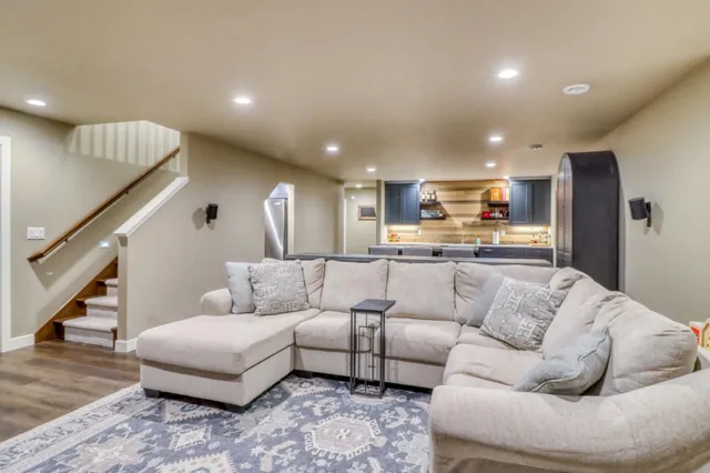 $949,900 | 6969 Golden Vly Parkway South, Fargo, ND 58104