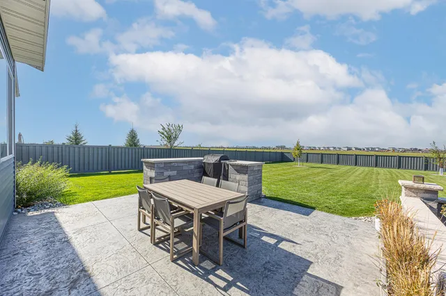 $949,900 | 6969 Golden Vly Parkway South, Fargo, ND 58104