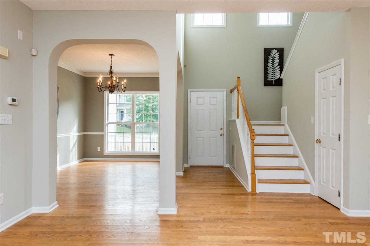 2408 Goldfinch Way Raleigh, NC 27606 - Photo 3 of 16 Gallery Image 3