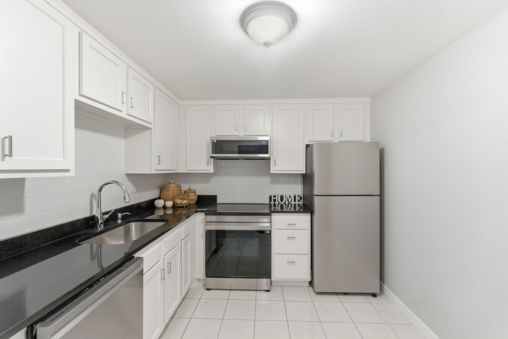 1321 Worcester Road, Unit 109 Framingham, MA 01701 - Photo 7 of 25 Gallery Image 7