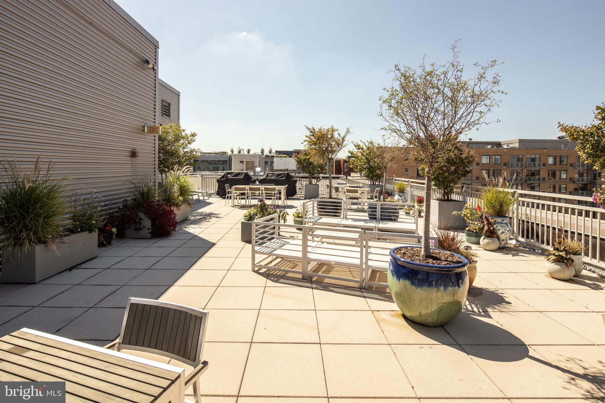 440 L Street Northwest, Unit 512 Washington, DC 20001 - Photo 23 of 30