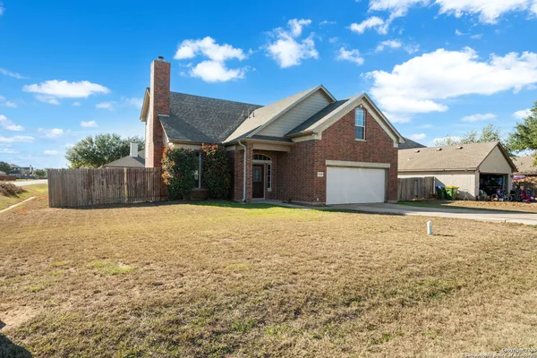 $1,925 | 15709 Fair Lane, Selma, TX 78154