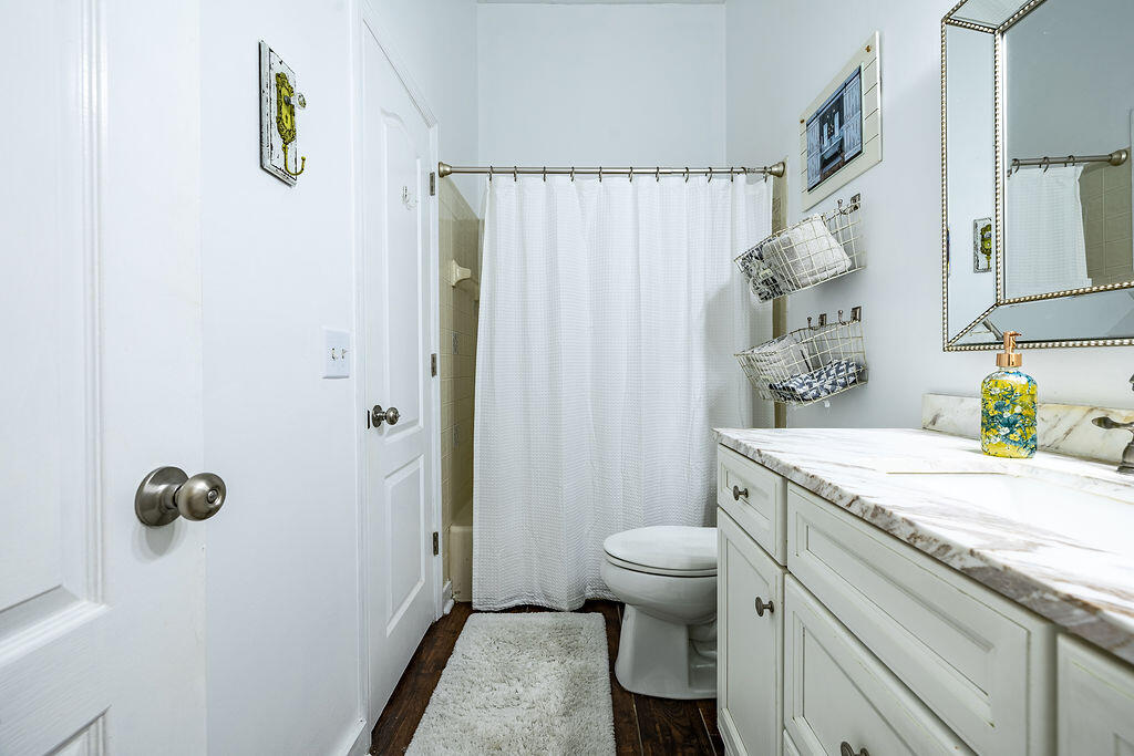 109 Seabreeze Circle Inlet Beach, FL 32461 - Photo 58 of 148 MasterBath(3)