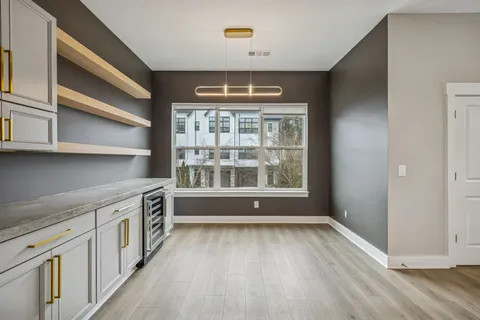 $574,999 | 170 Stonecrest Drive, Nashville, TN 37209
