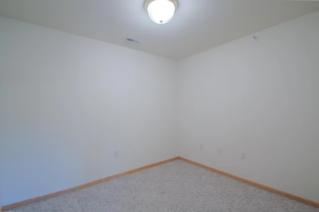 $289,900 | 245 Oconomowoc Parkway, Oconomowoc, WI 53066