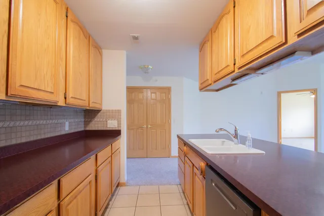 $289,900 | 245 Oconomowoc Parkway, Oconomowoc, WI 53066