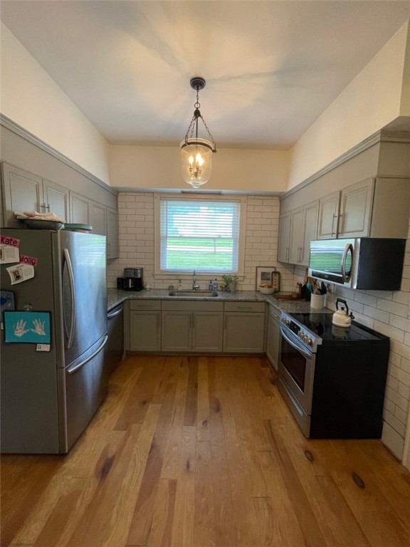274 Riggs Drive Clemson, SC 29631 - Photo 2 of 19 Kitchen