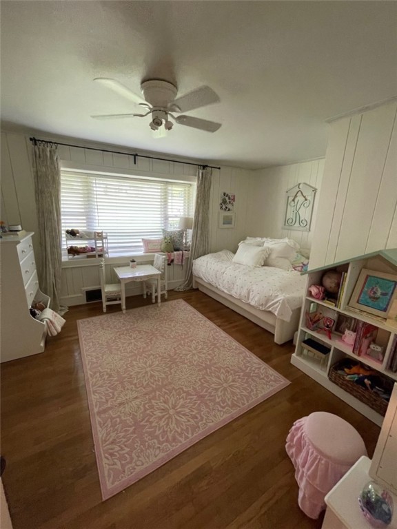 274 Riggs Drive Clemson, SC 29631 - Photo 7 of 19 First bedroom