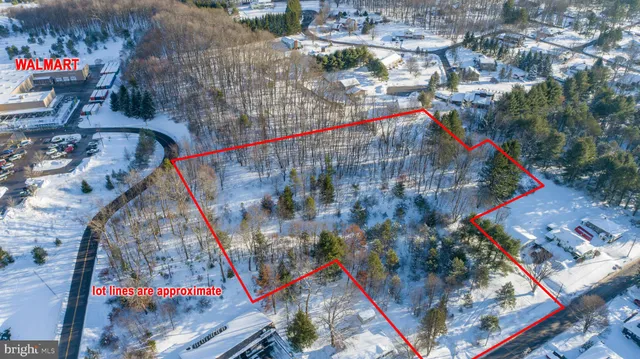 $150,000 | 3.35 Acres / 4th Street, Oakland, MD 21550