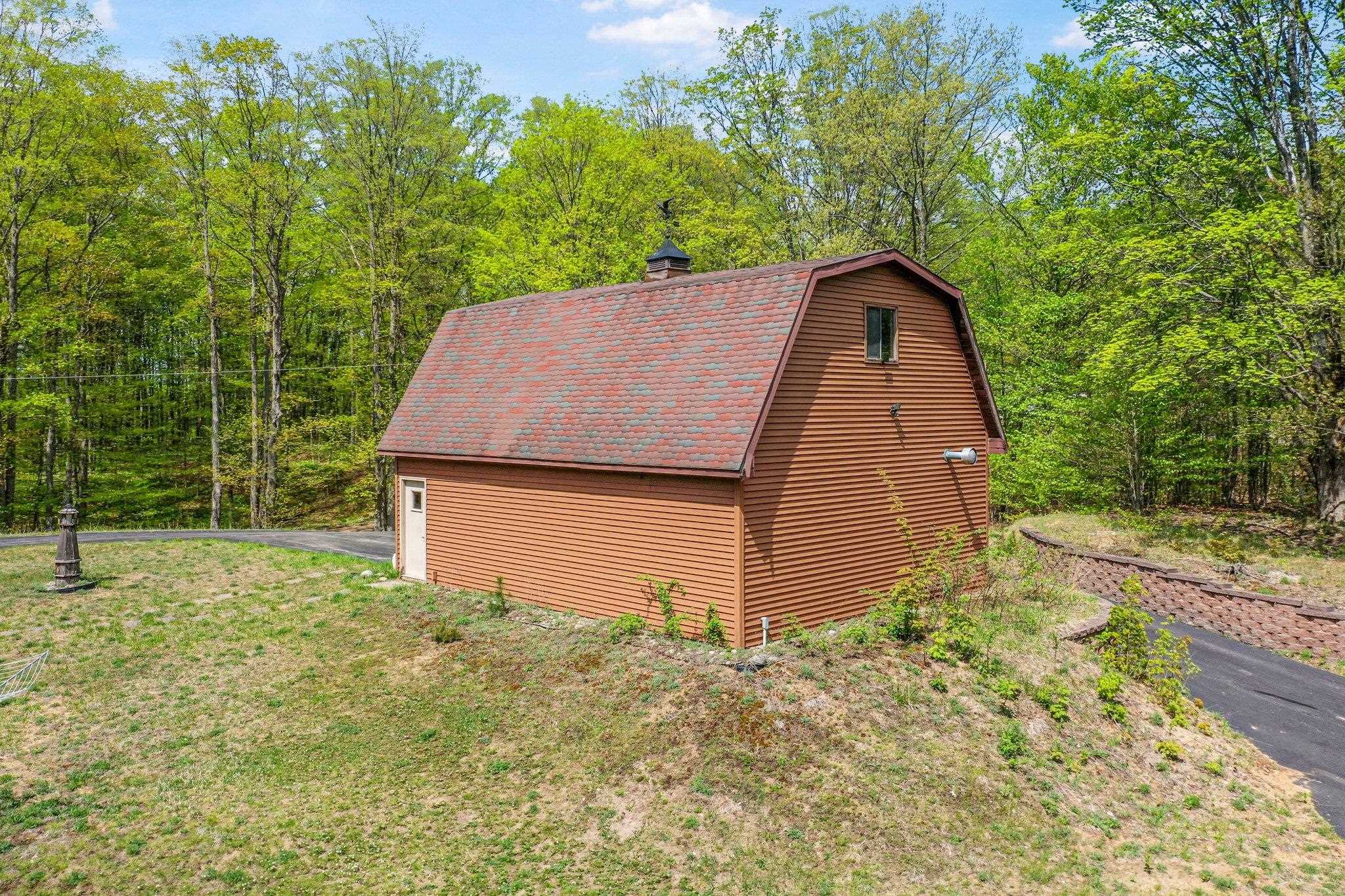 2460 East 26 Road Cadillac, MI 49601 - Photo 12 of 44 Gallery Image 12
