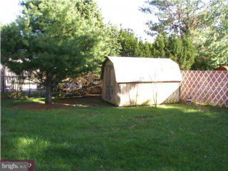 202 Cardinal Road Edgewater Park, NJ 08010 - Photo 2 of 3