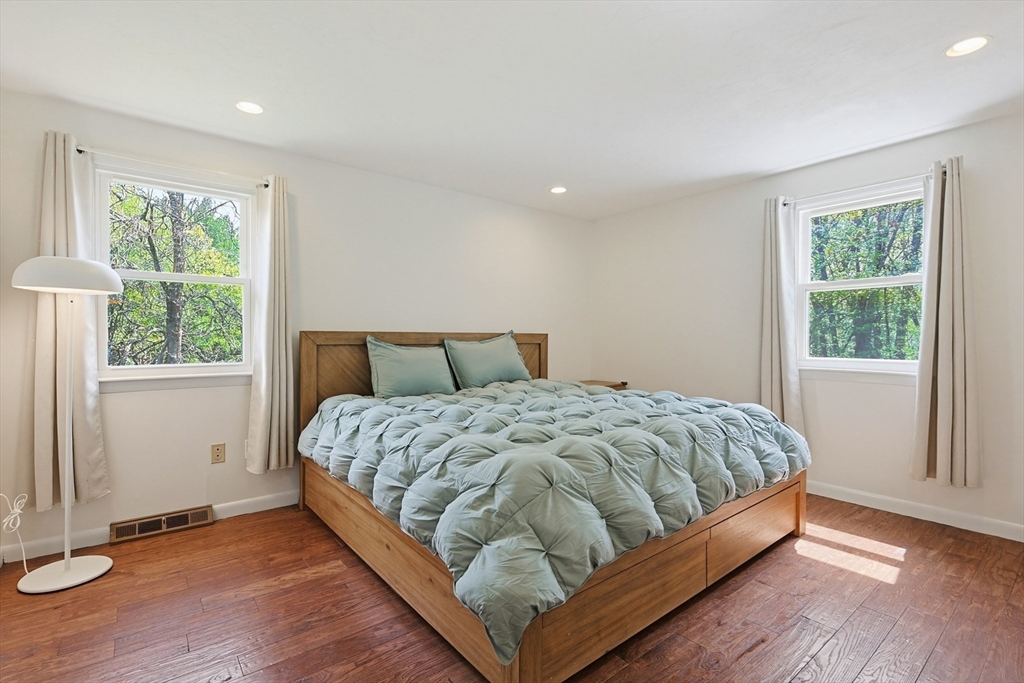 1 Tamworth Road Sharon, MA 02067 - Photo 19 of 31