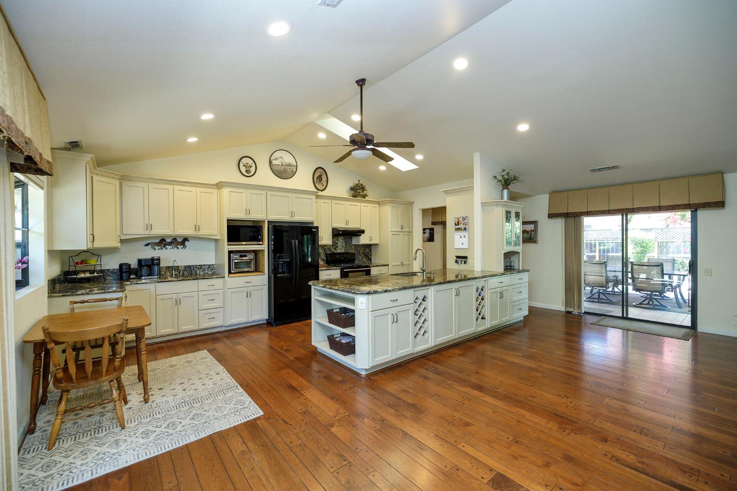 1640 North Quincy Road Turlock, CA 95382 - Photo 8 of 38