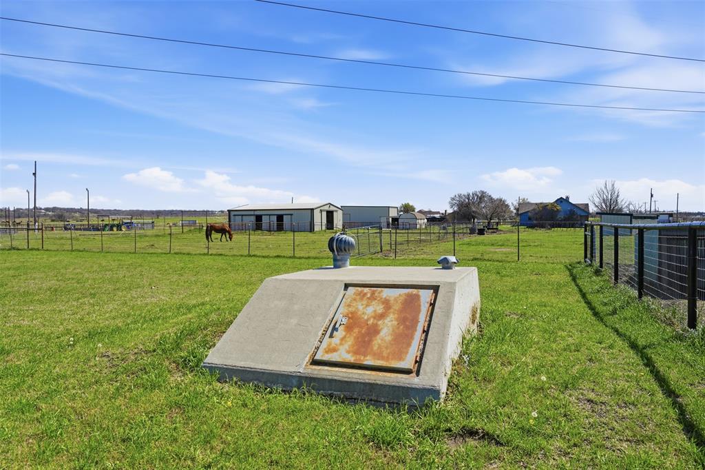 7229 County Road 1205 Rio Vista, TX 76093 - Photo 27 of 40 a view of a park with large trees