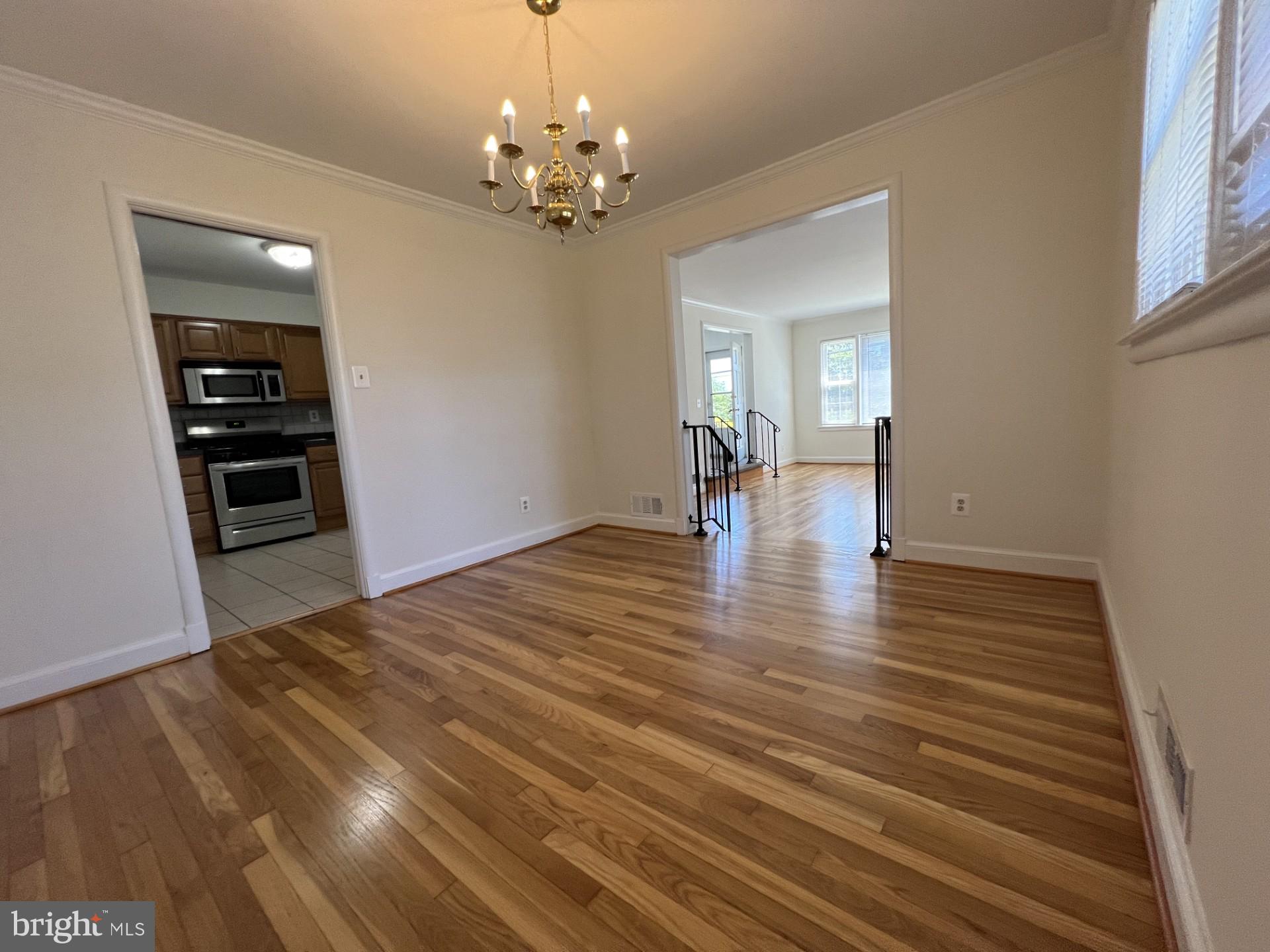 9710 Dameron Drive Silver Spring, MD 20910 - Photo 5 of 20