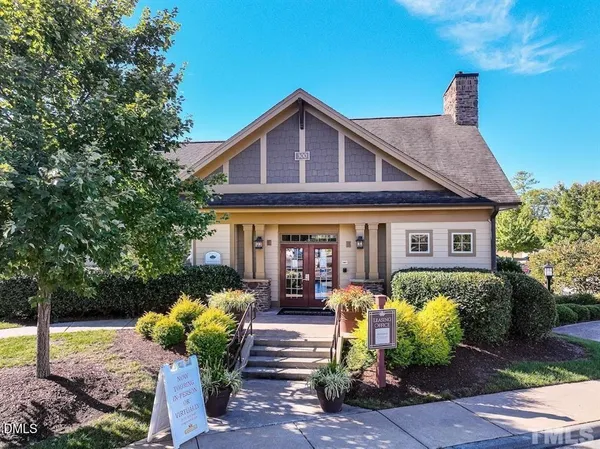 $3,536 | 300 Cosgrove Avenue, Unit C4, Chapel Hill, NC 27514