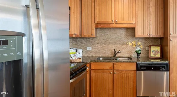 $3,536 | 300 Cosgrove Avenue, Unit C4, Chapel Hill, NC 27514