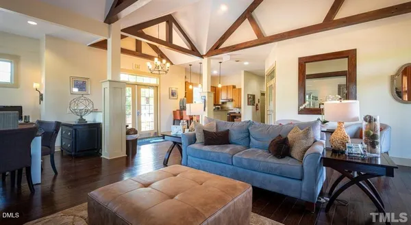 $3,536 | 300 Cosgrove Avenue, Unit C4, Chapel Hill, NC 27514