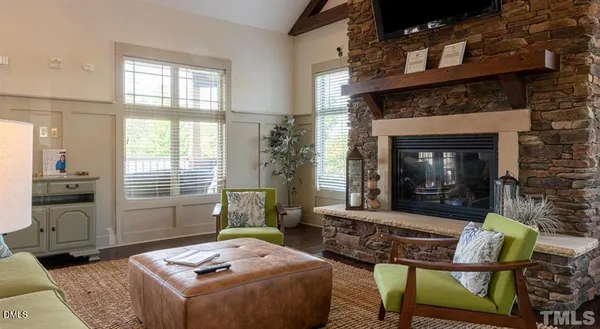 $3,536 | 300 Cosgrove Avenue, Unit C4, Chapel Hill, NC 27514
