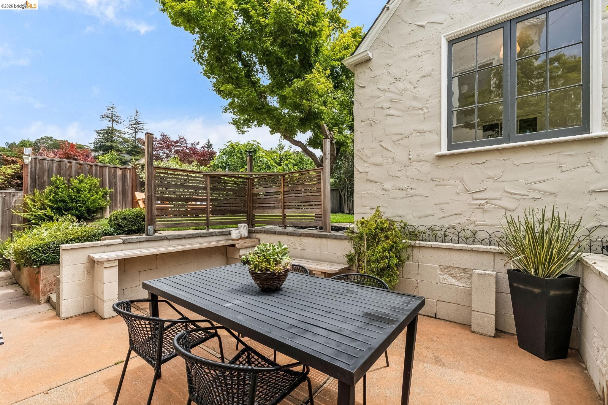 1165 Harvard Road Piedmont, CA 94610 - Photo 14 of 62