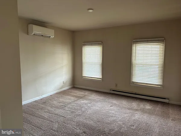 $1,350 | 1605 Charles Street, Fredericksburg, VA 22401