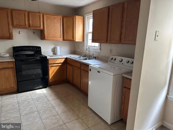 $1,350 | 1605 Charles Street, Fredericksburg, VA 22401