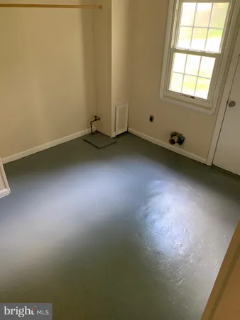 $1,350 | 1605 Charles Street, Fredericksburg, VA 22401