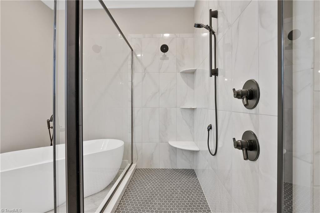 7499 Skippers Trace Oak Ridge, NC 27310 - Photo 26 of 38 Gallery Image 26
