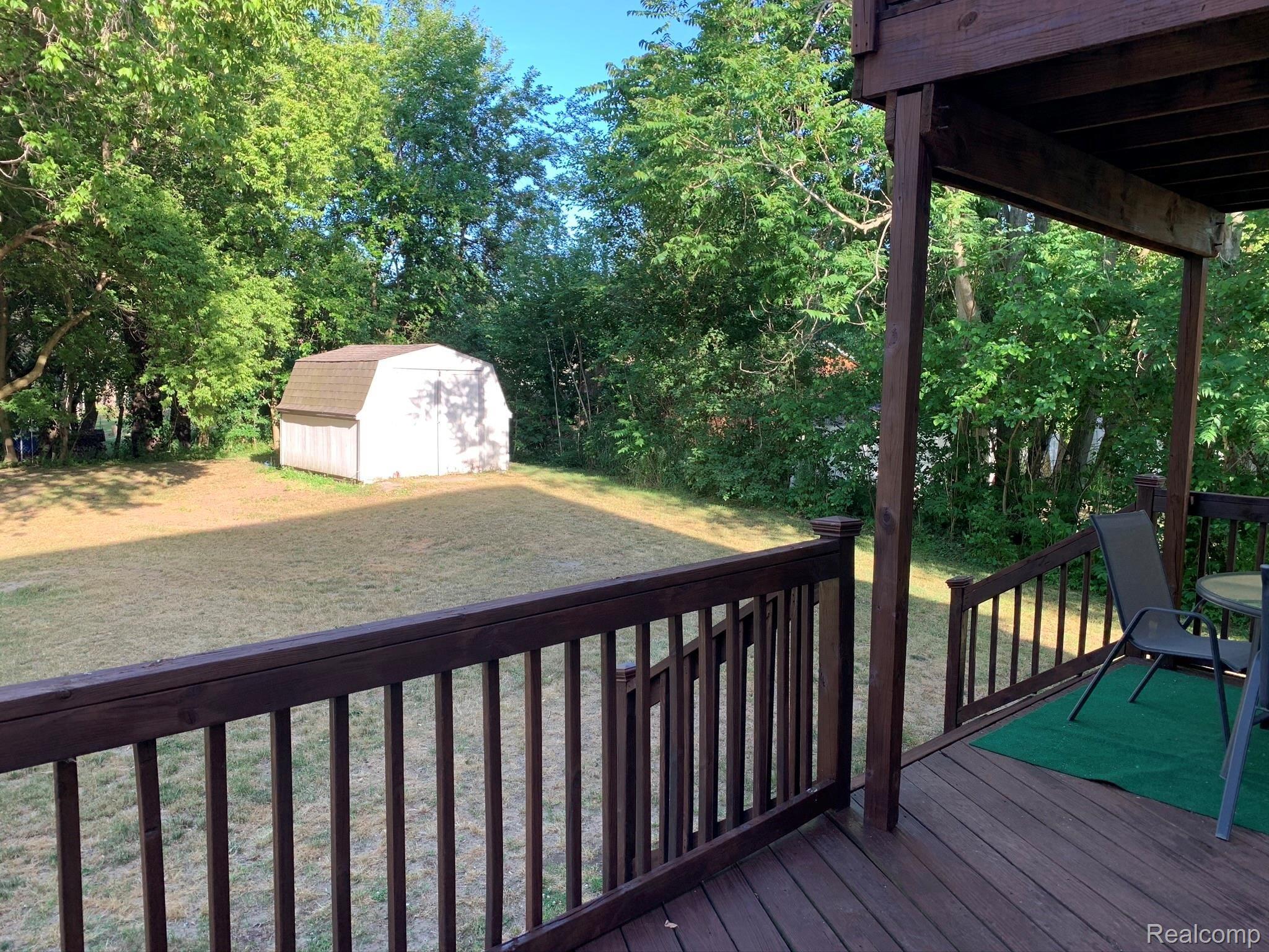25929 Rust Road New Boston, MI 48164 - Photo 28 of 44 IMG_1960.JPEG