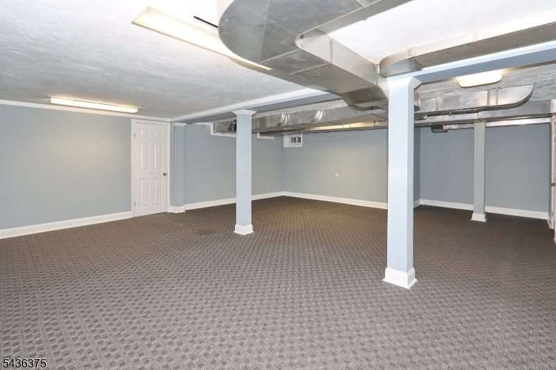 785 Lamberts Mill Road Westfield, NJ 07090 - Photo 28 of 37