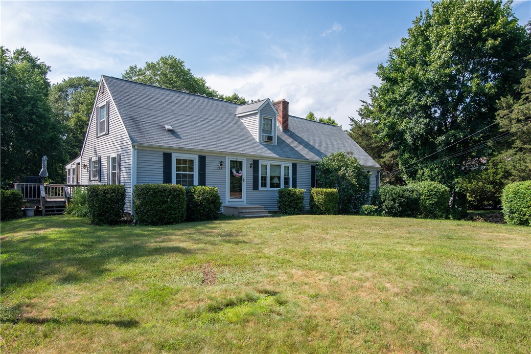 284 West Greenville Road Scituate, RI 02857 - Photo 3 of 8