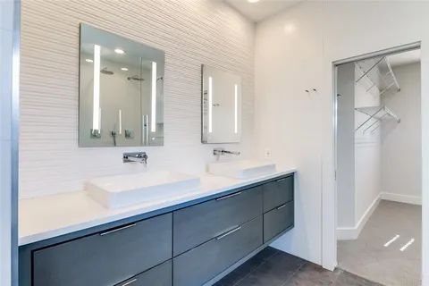 $575,000 | 4211 Rawlins Street, Unit 530, Dallas, TX 75219
