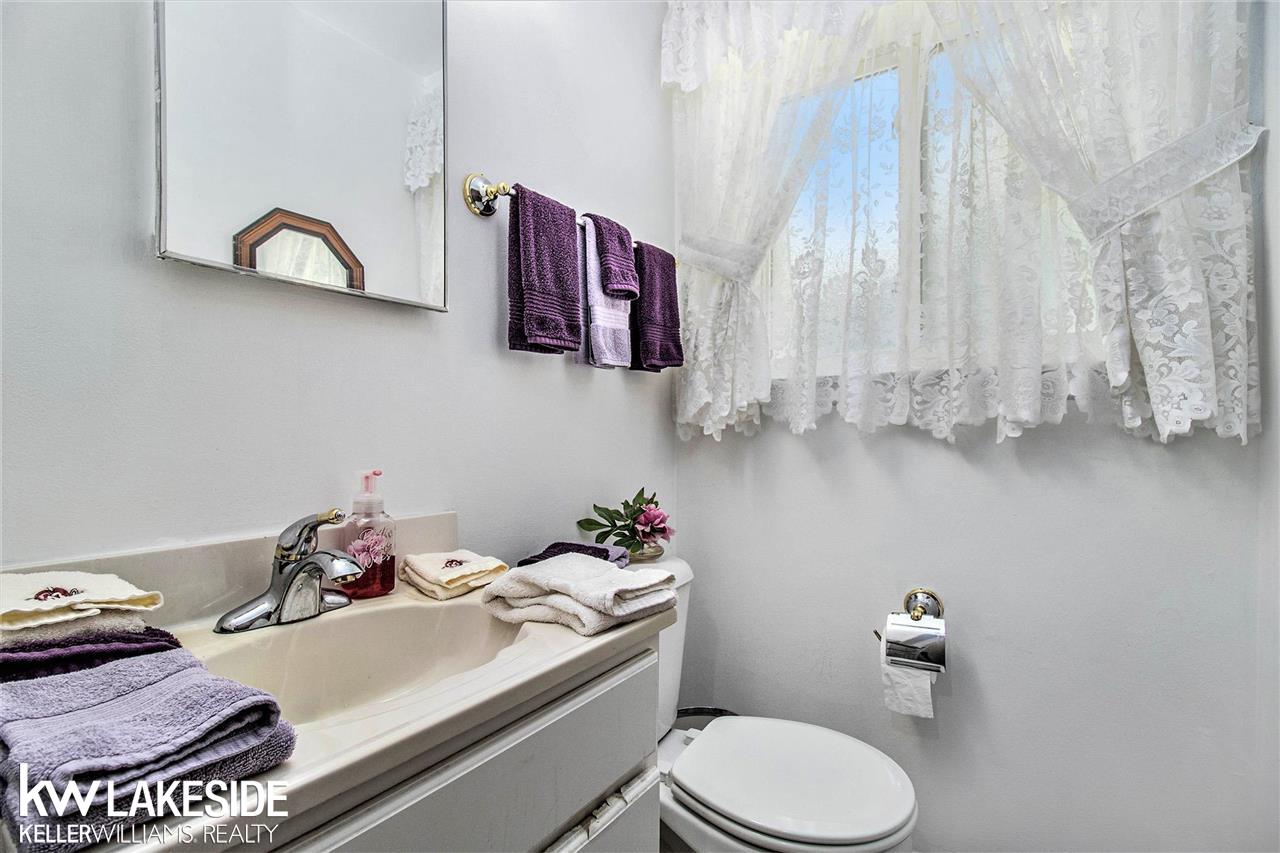 11298 Martin Road Warren, MI 48093 - Photo 12 of 23