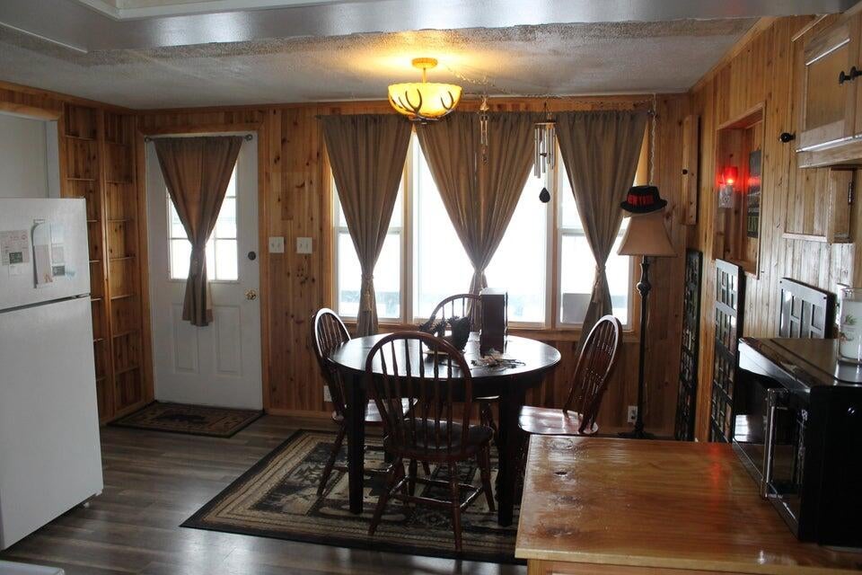 10645 Beaver Road St. Helen, MI 48656 - Photo 4 of 28 20250325192054700686000000-o